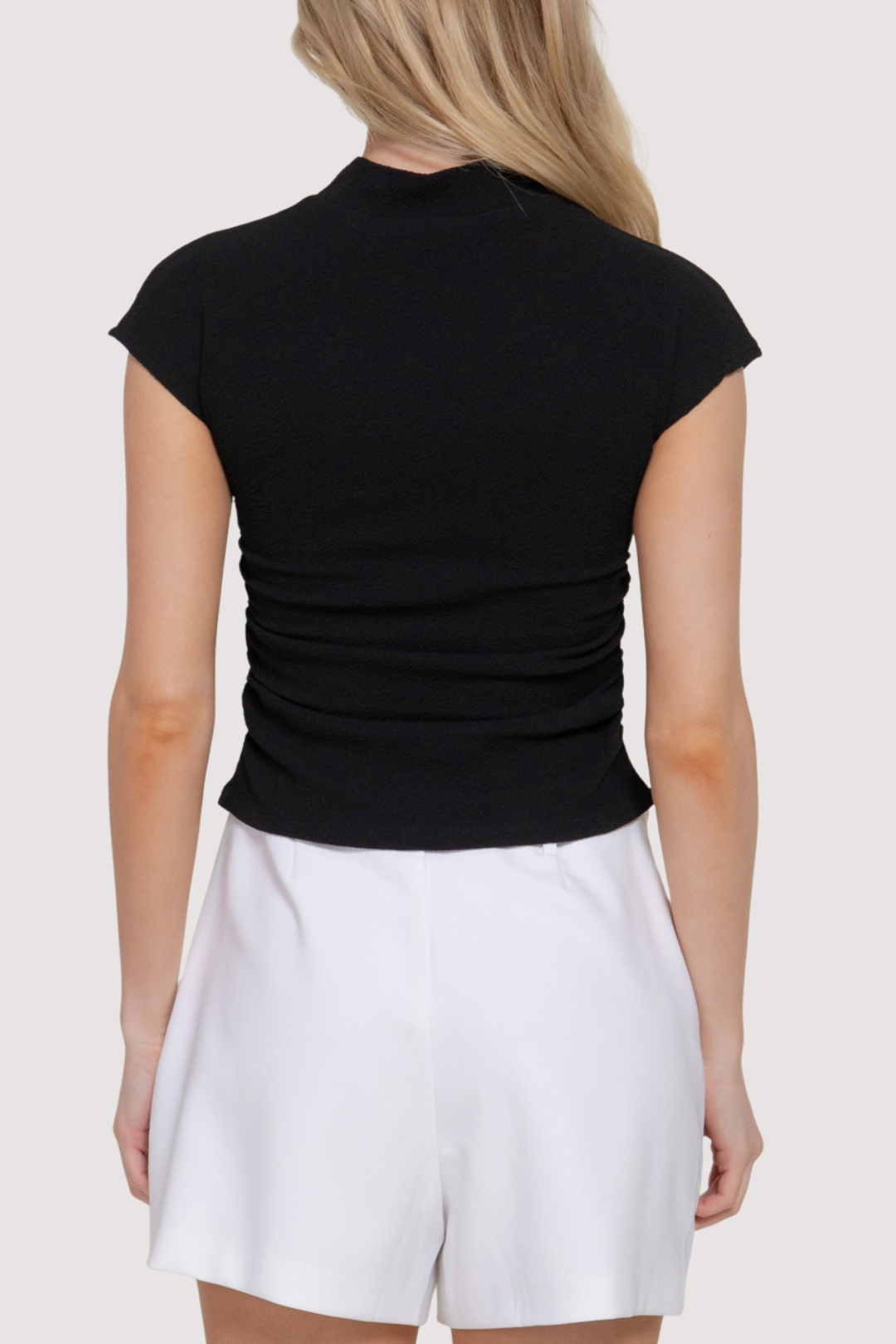 ELEMENT TOP
