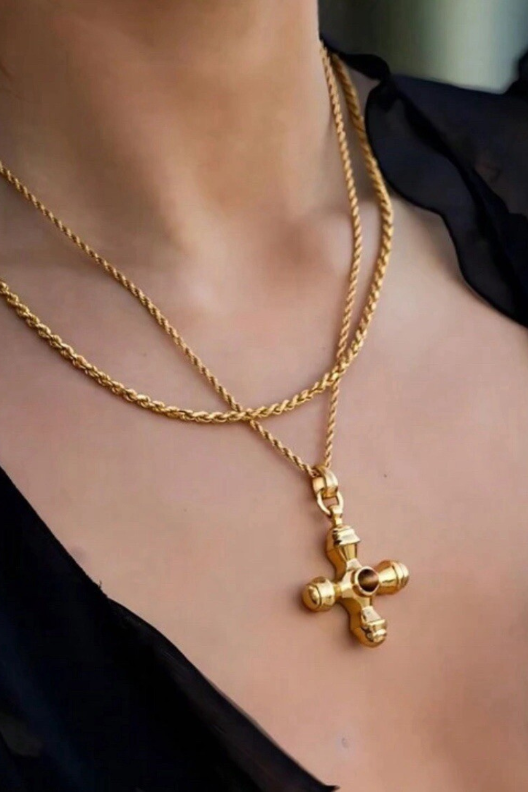 ROUX CROSS NECKLACE