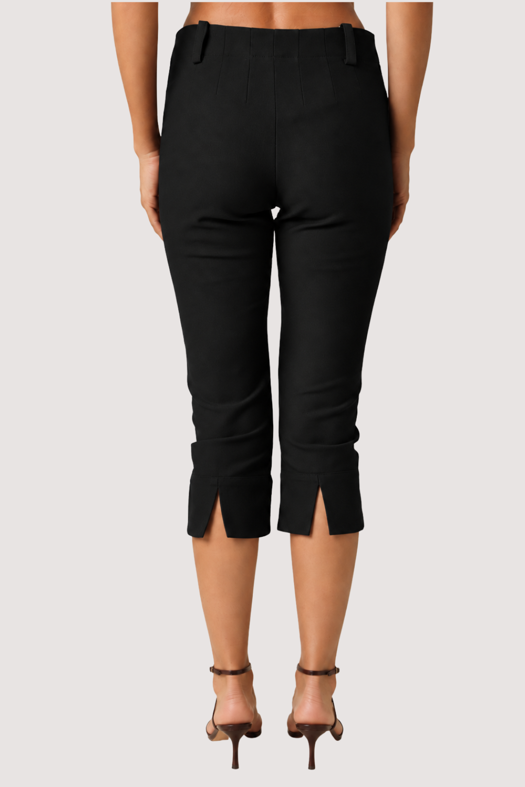 EMERY CAPRI PANTS - BLACK
