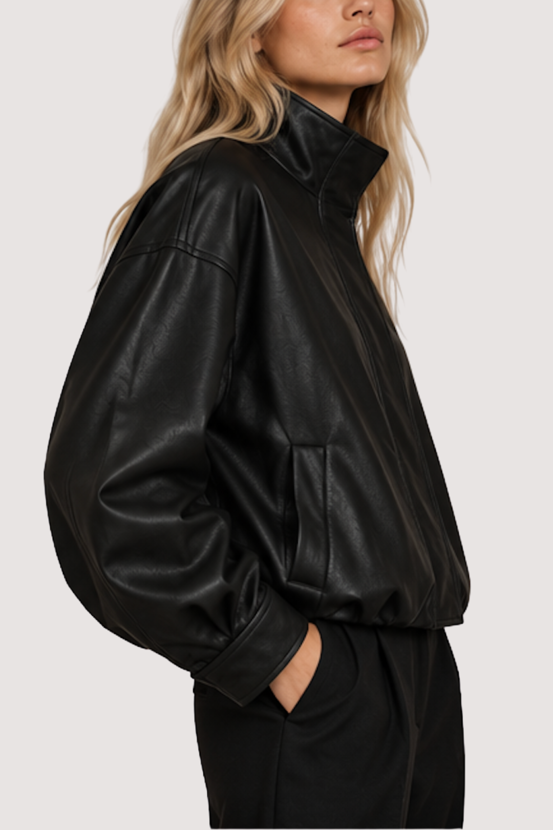 SUKI BOMBER JACKET
