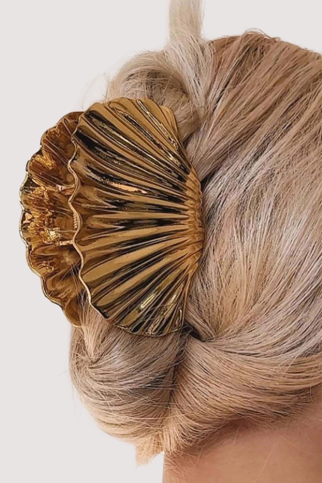 SHELL HAIR CLIP - GOLD