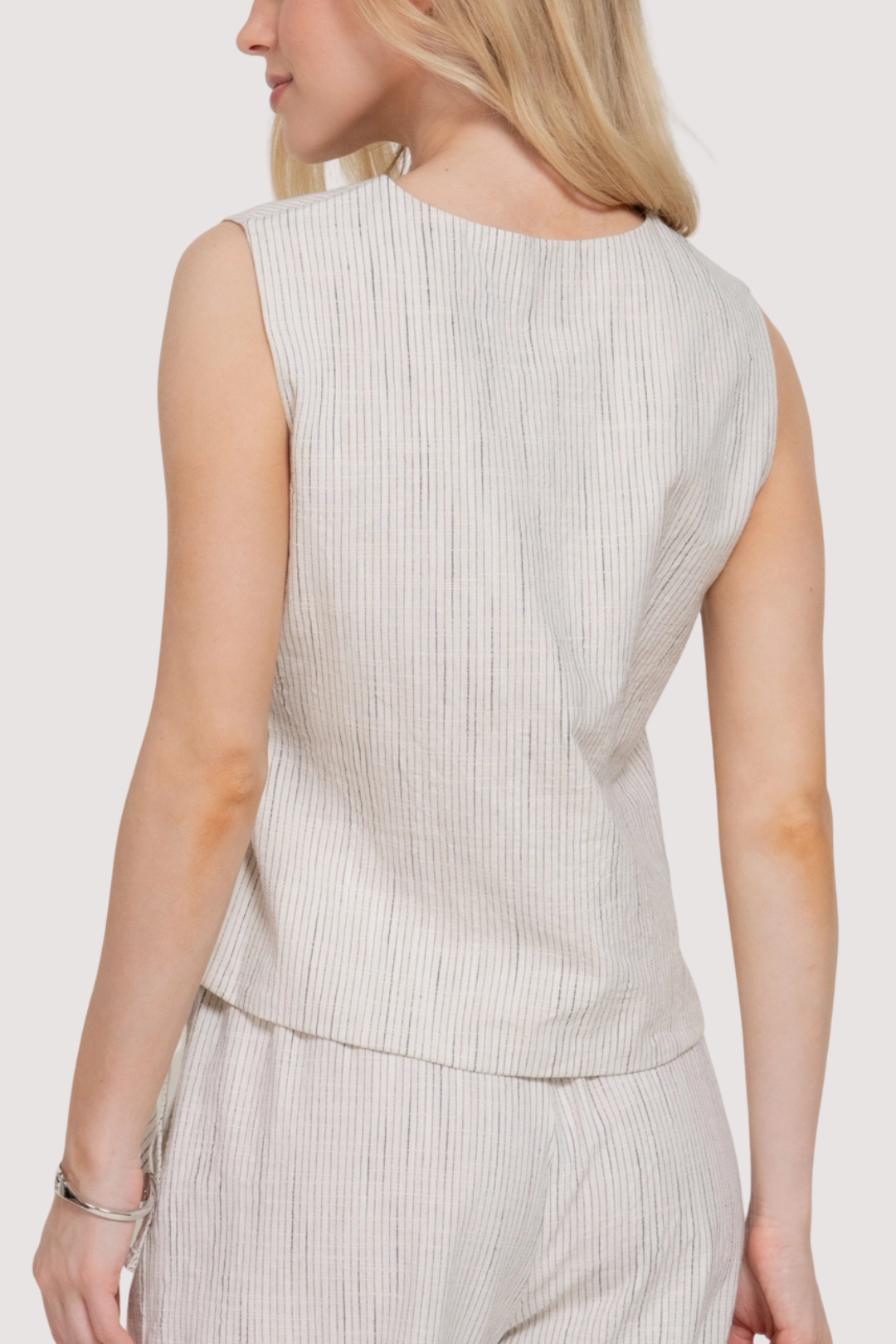MIA WRAP TOP