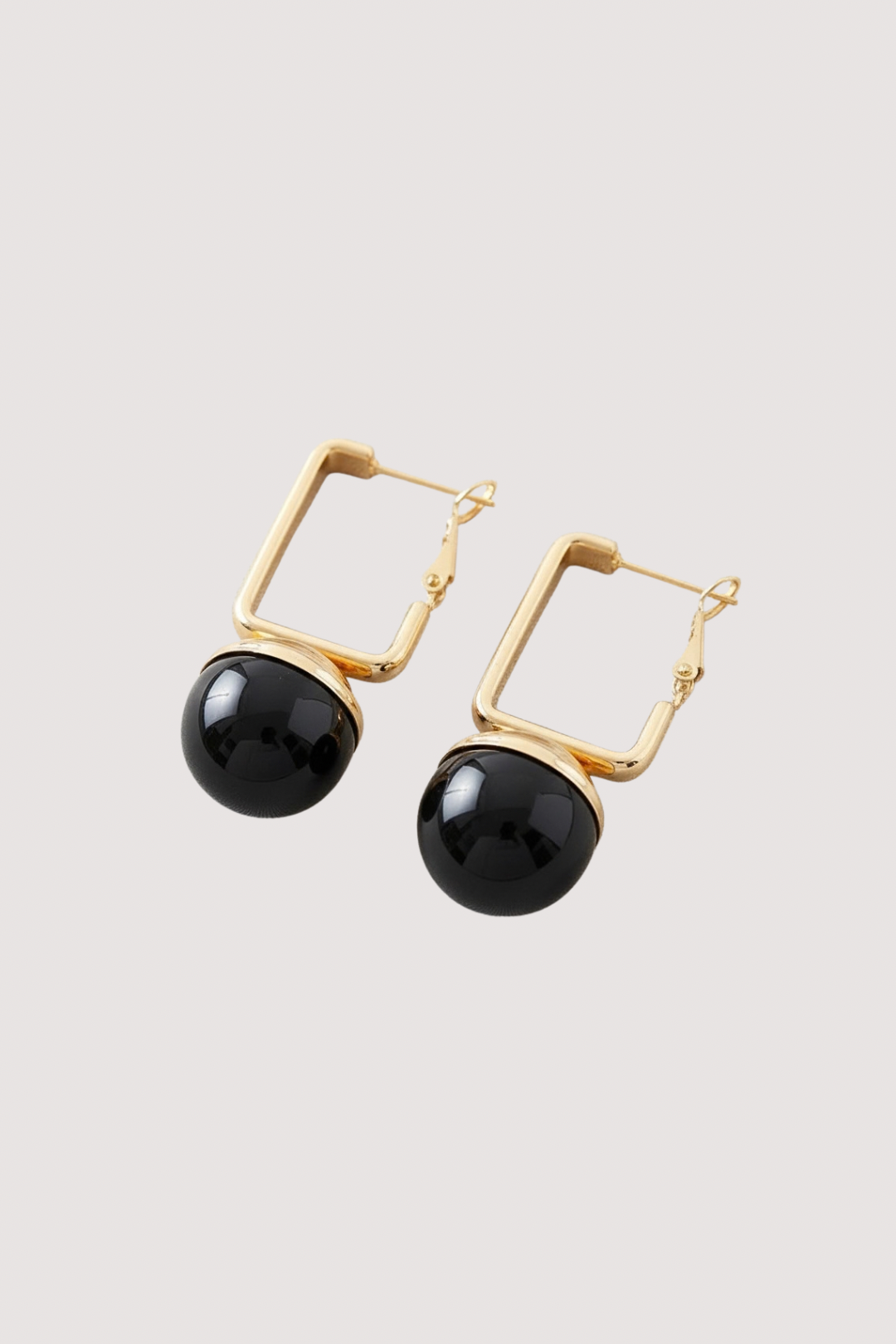 NOIR DROP EARRING