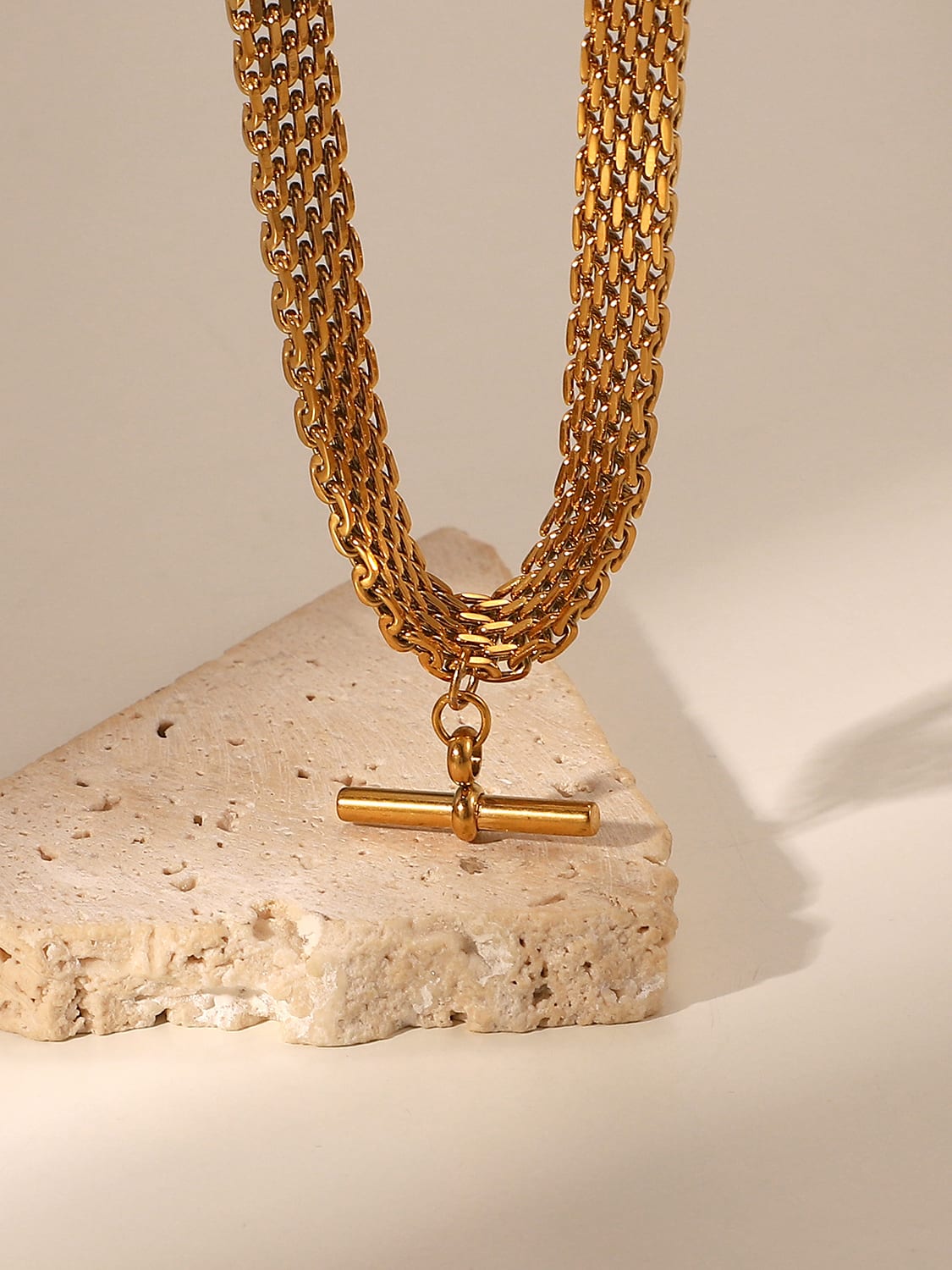 CLEO CHAIN NECKLACE